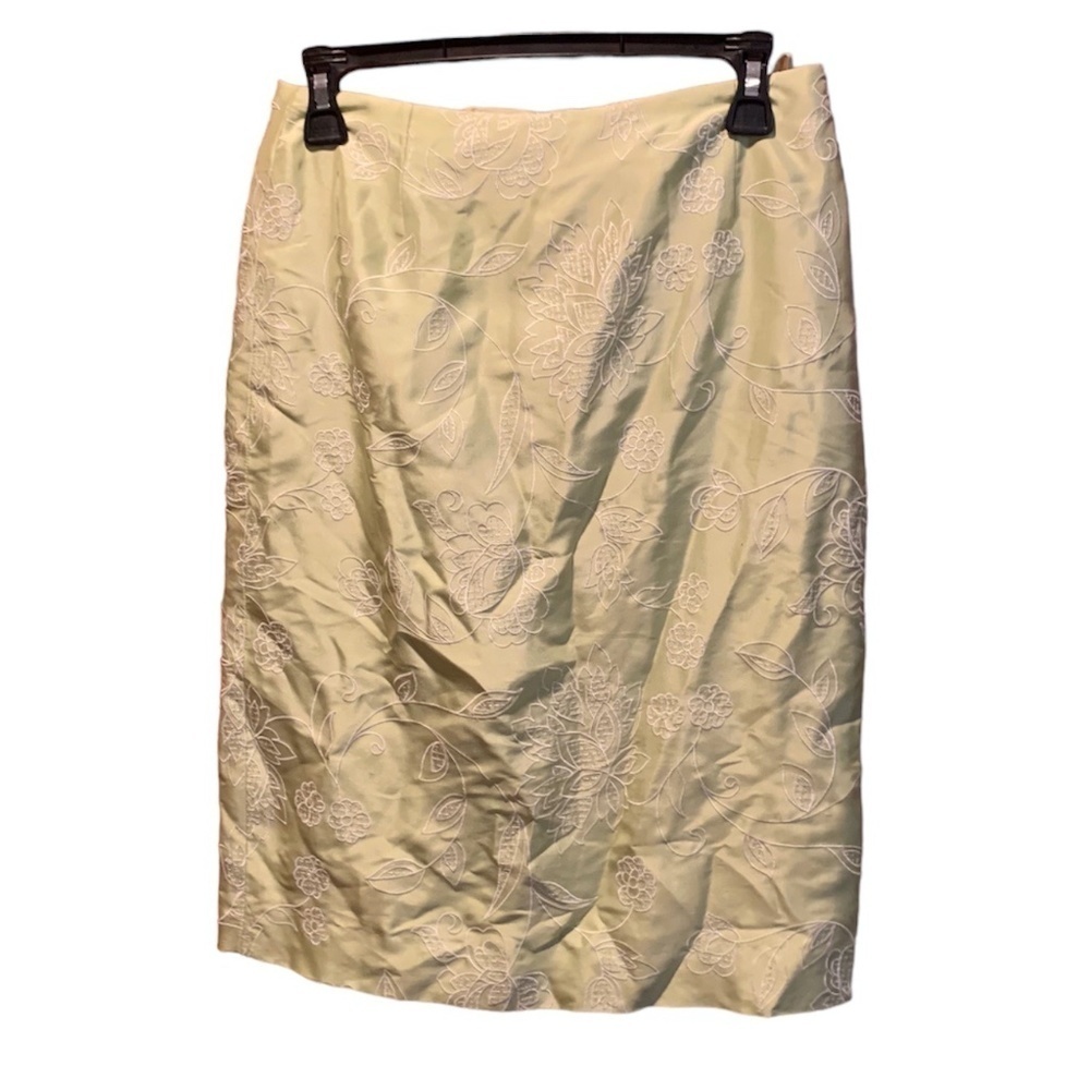 Maggy London Floral Embroidered Silk Skirt Green size 4